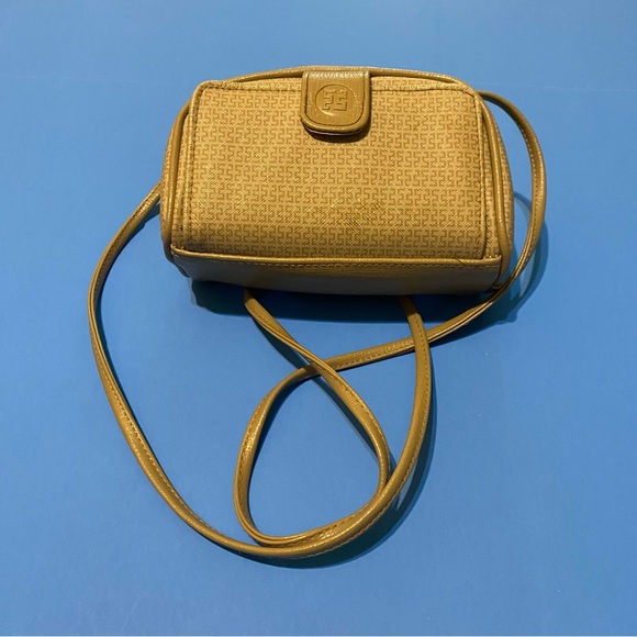 SARME Handbags - ❤️ SARME tan purse